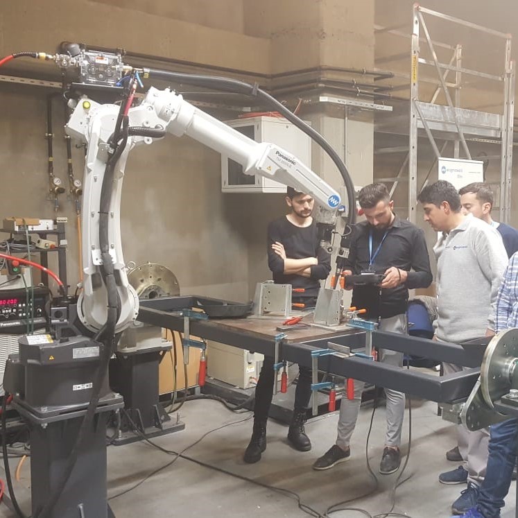 Magmaweld Robot Eğitimi 18-22 Kasım (6)Sq.Jpg